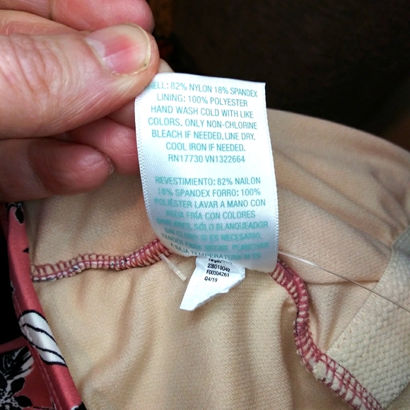 Kona Sol Black & White Floral Print Mauve Medium Coverage One-Piece Swimsuit - Picture 14 of 15